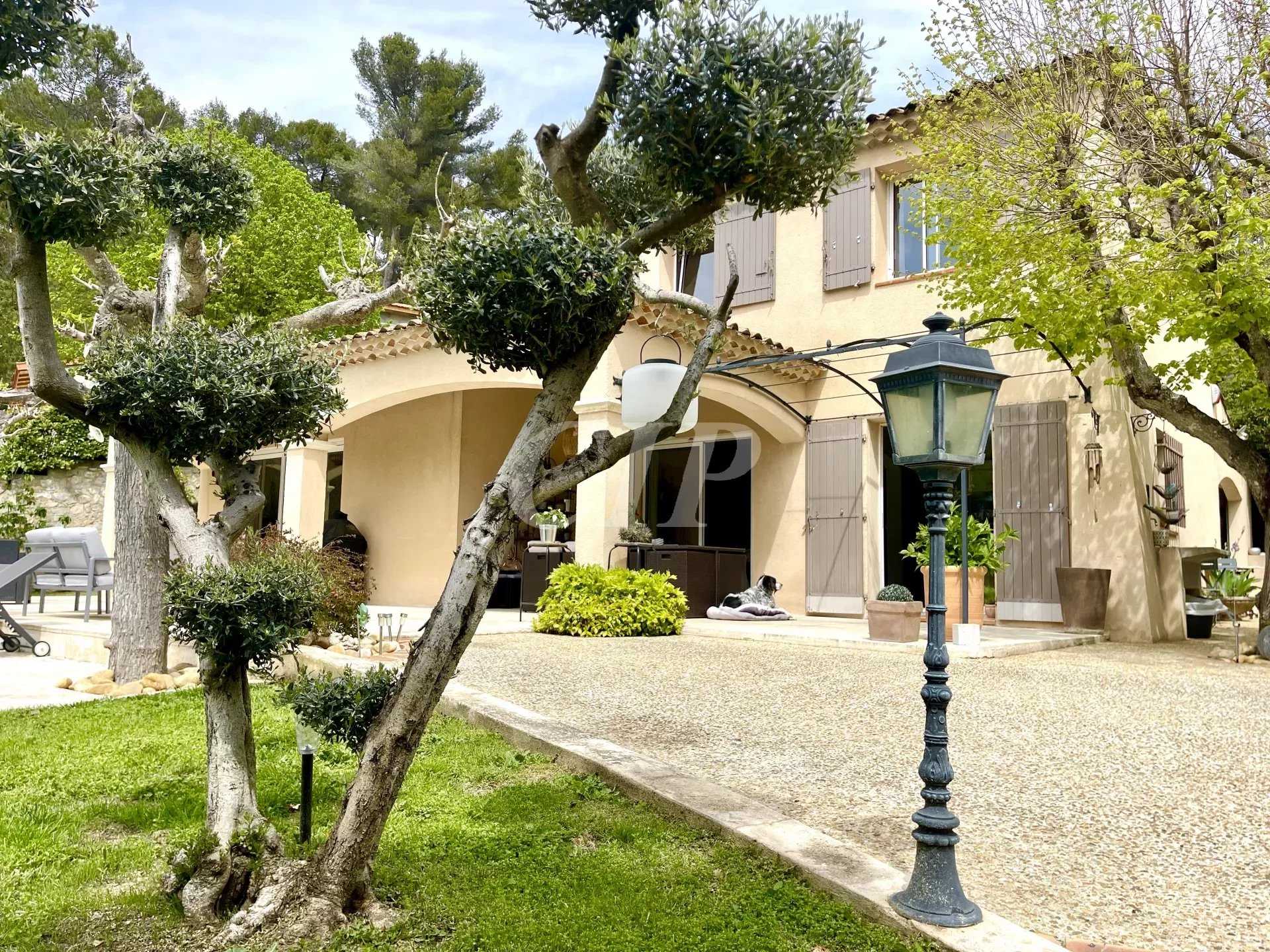 Dom w Aix-en-Provence, Prowansja-Alpy-Lazurowe Wybrzeże 11704501
