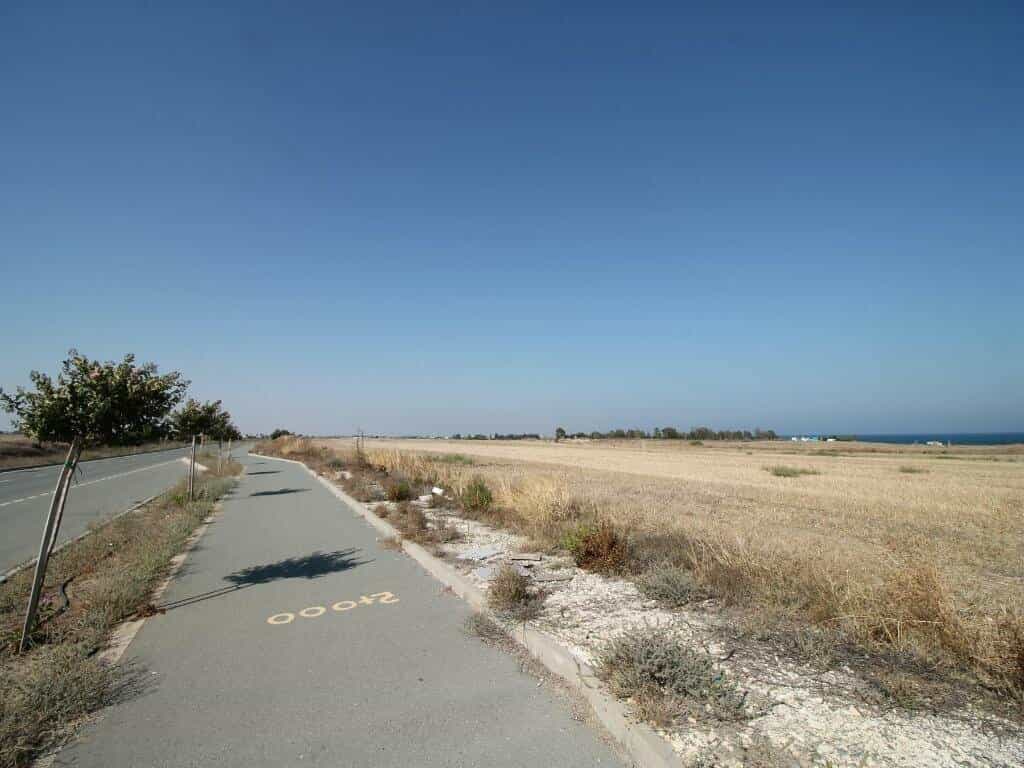 الأرض في Softades, Larnaca 11704748