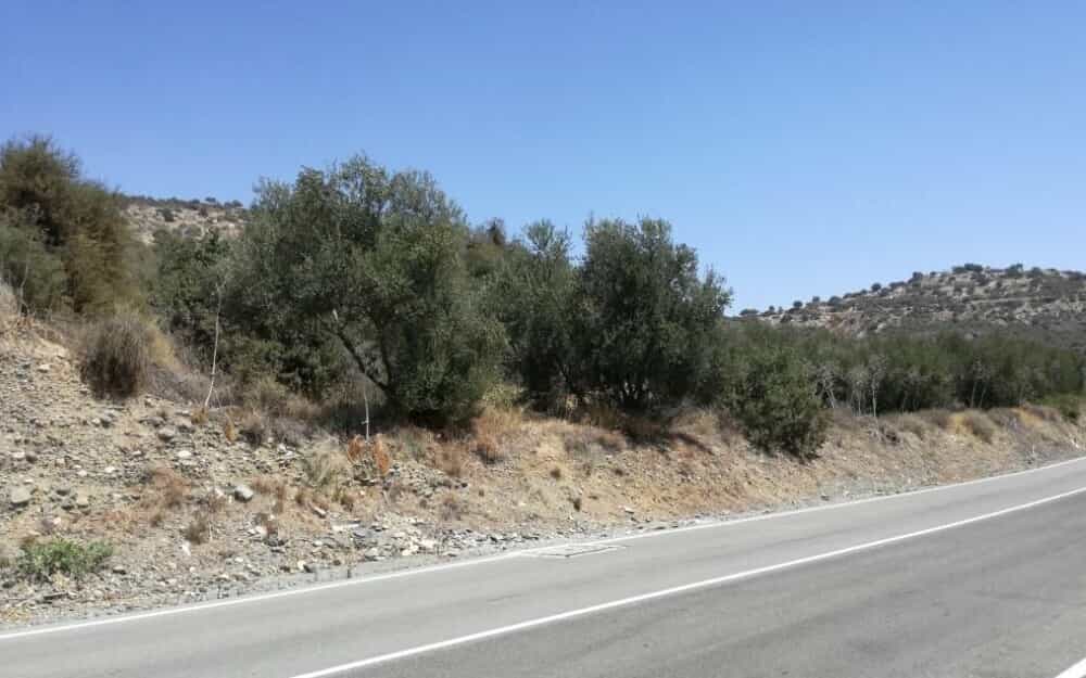 Land in Pano Lefkara, Larnaca 11704787