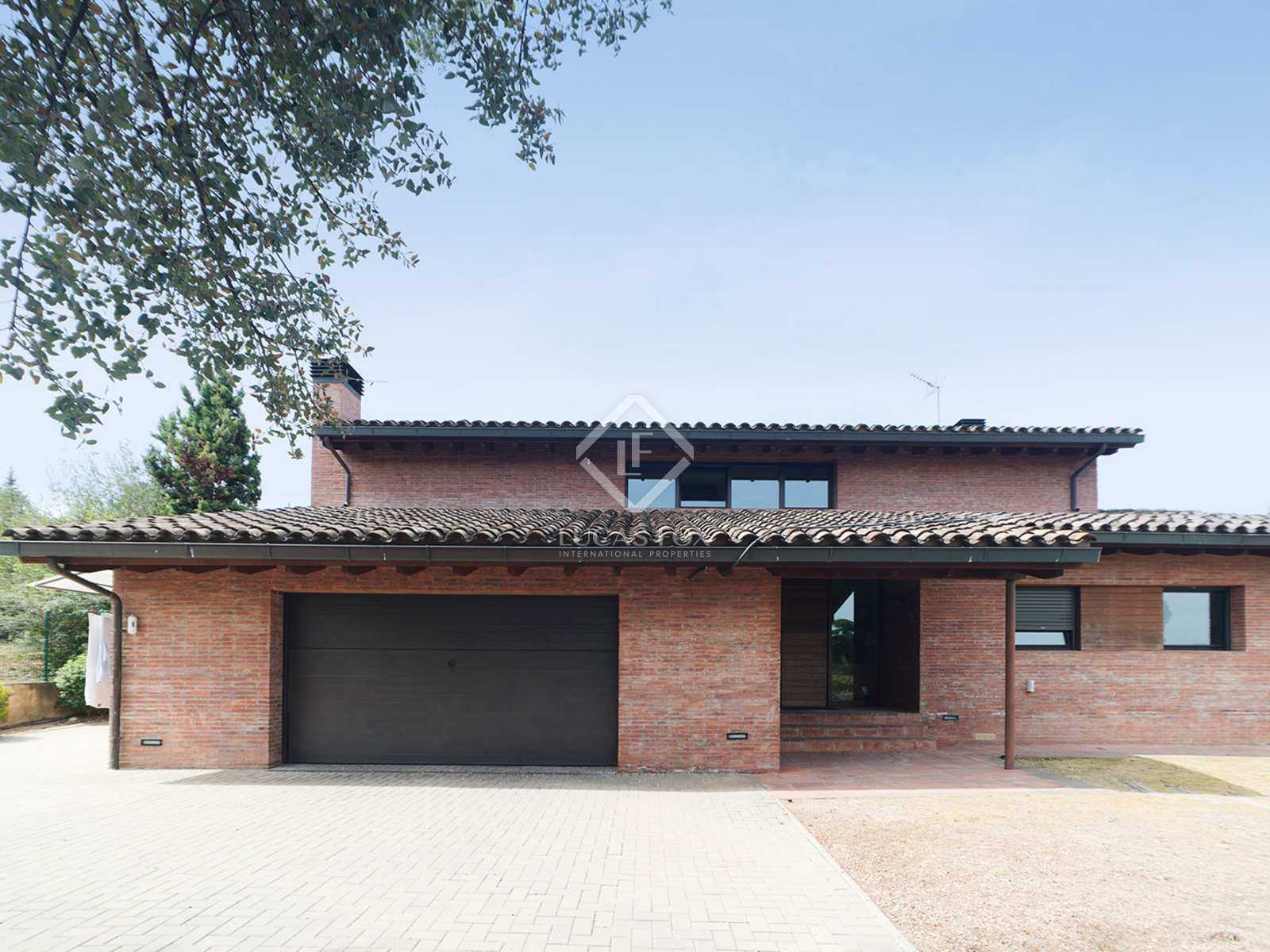 Hus i Valldoreix, Catalonia 11705043