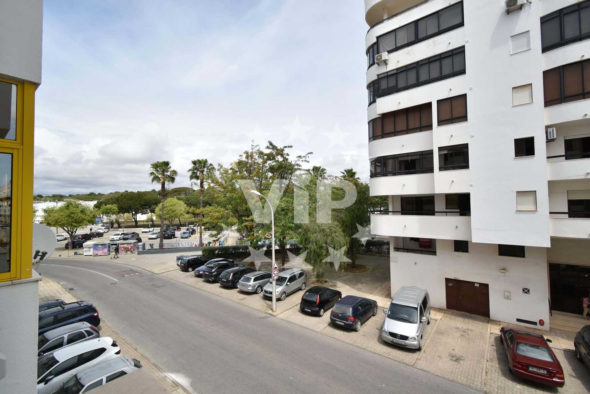 Eigentumswohnung im Quarteira, Faro 11705599