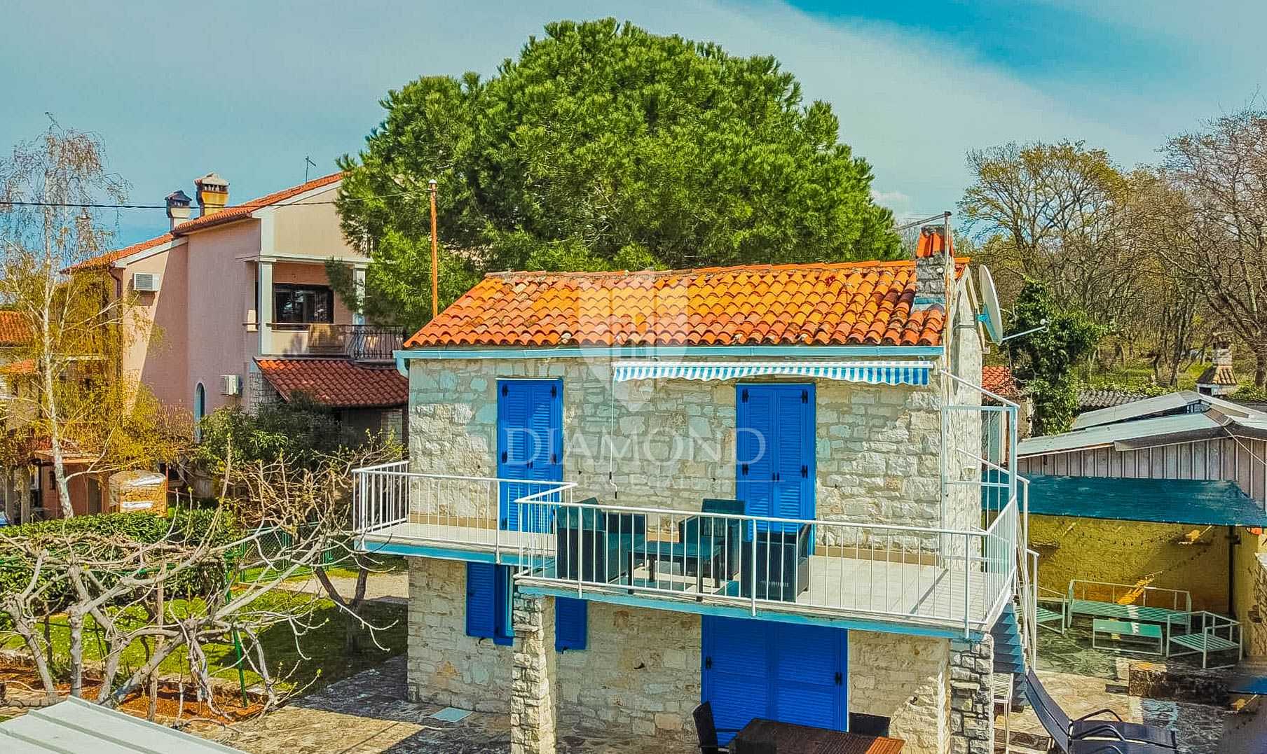rumah dalam Umag, Istria County 11705735