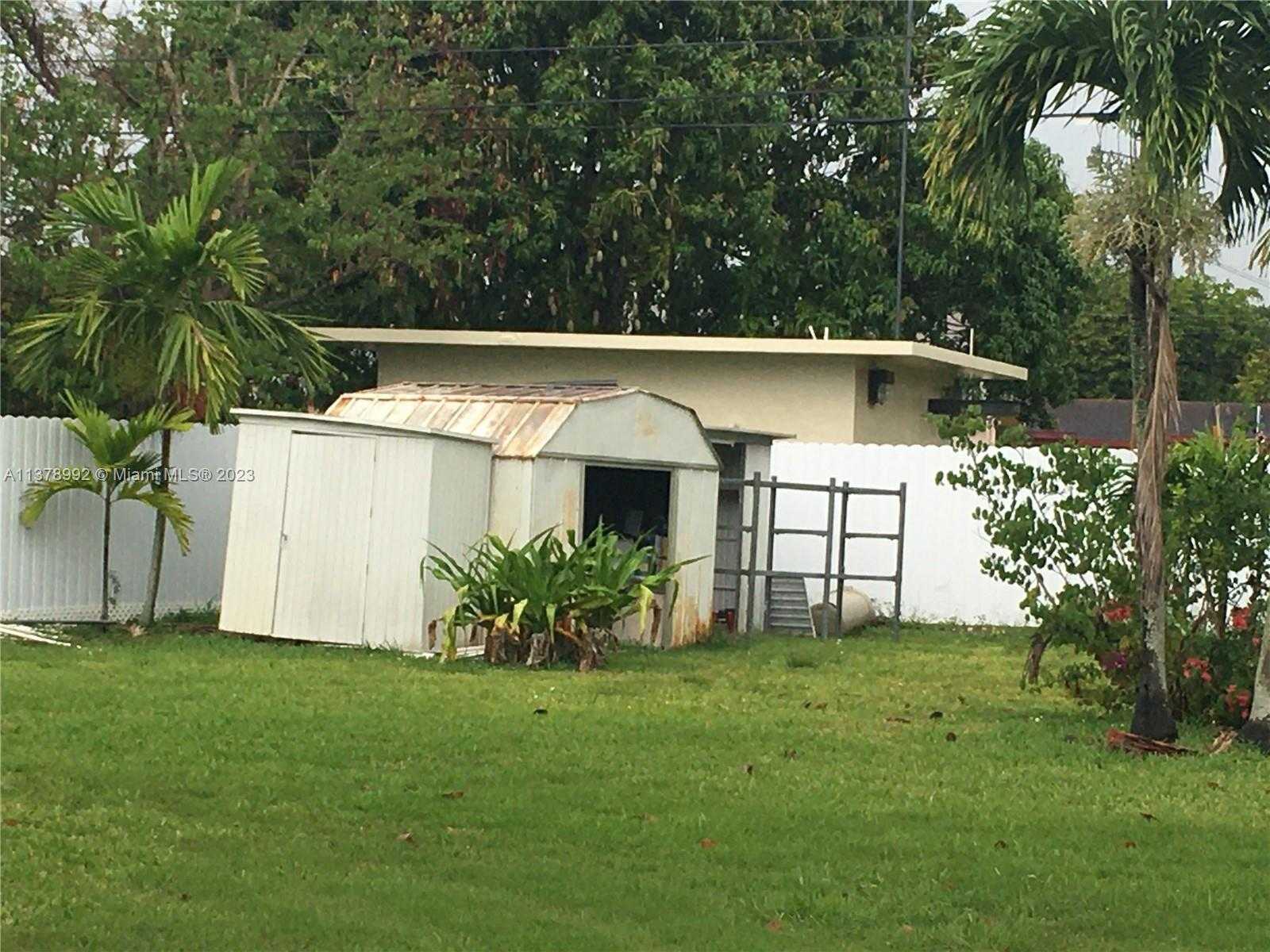 بيت في Cutler Bay, Florida 11705873