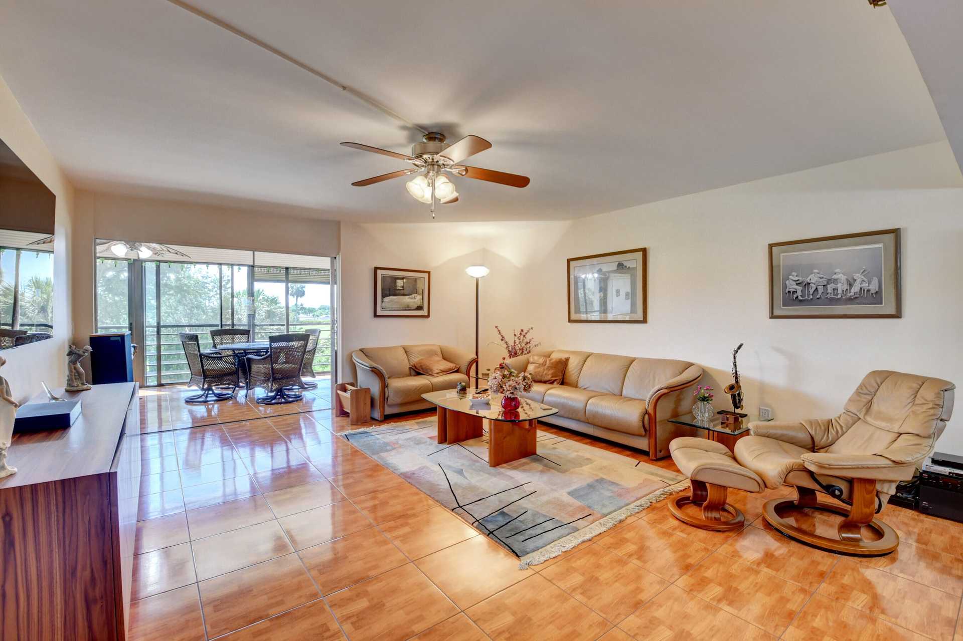 Condominium in Sandalfoot Cove, Florida 11705897