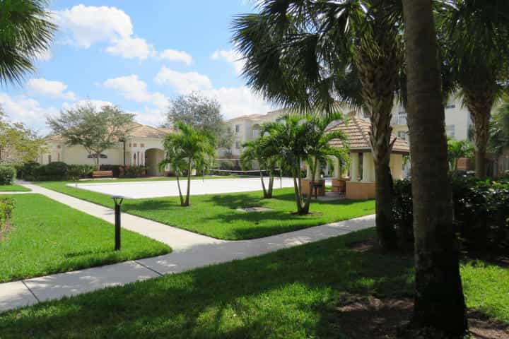 House in Royal Palm Beach, Florida 11705910