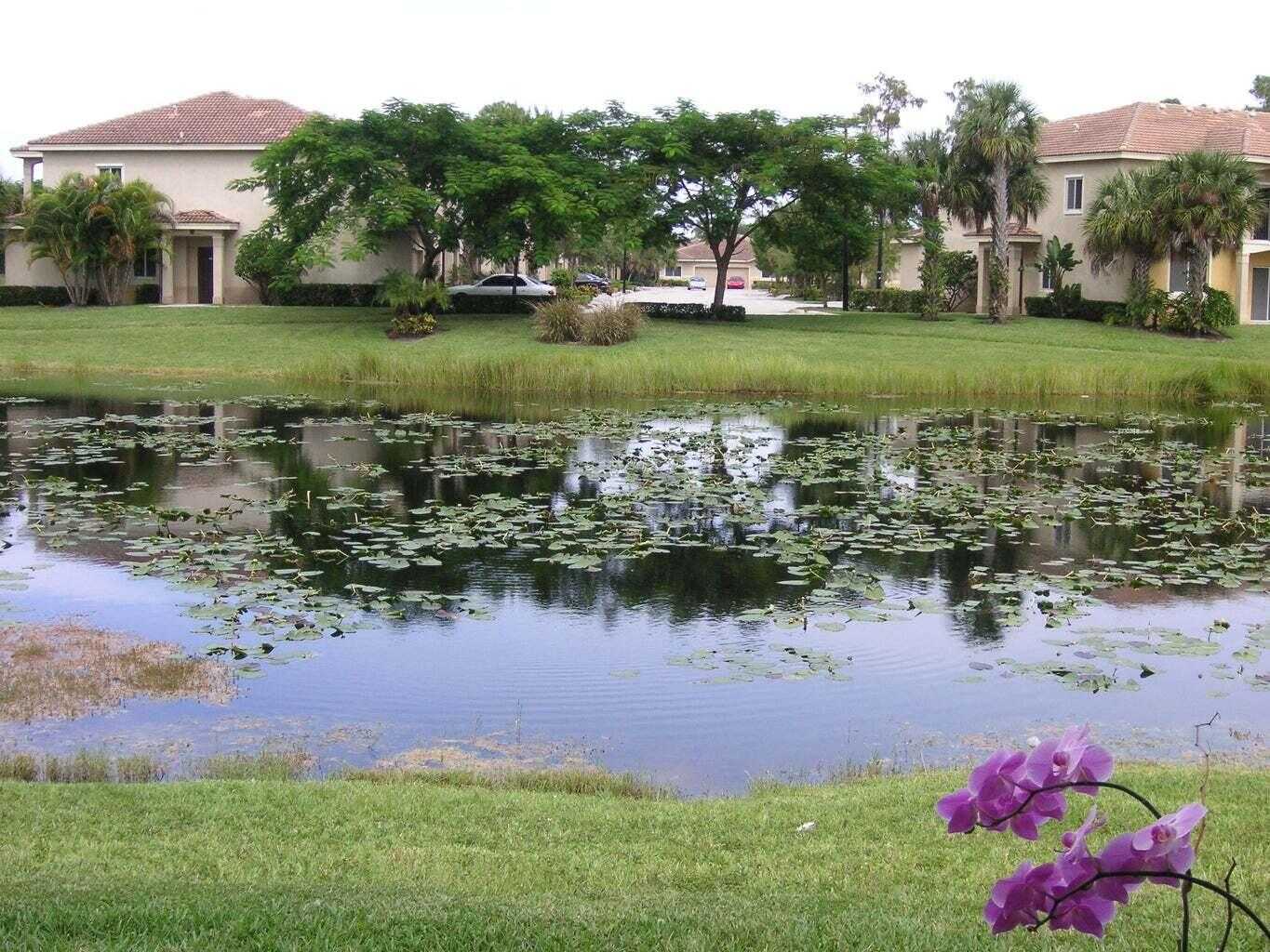 House in Royal Palm Beach, Florida 11705928