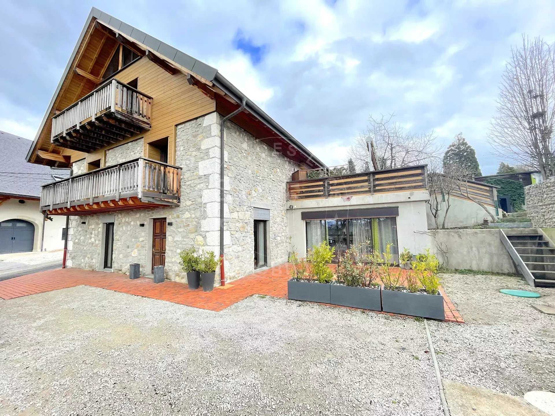 Huis in Cruseilles, Auvergne-Rhône-Alpes 11705968