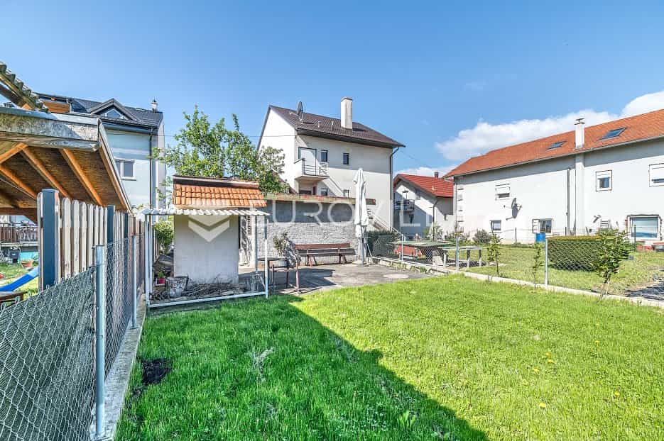 rumah dalam Gornji Bukovec, Zagreb, Grad 11706213