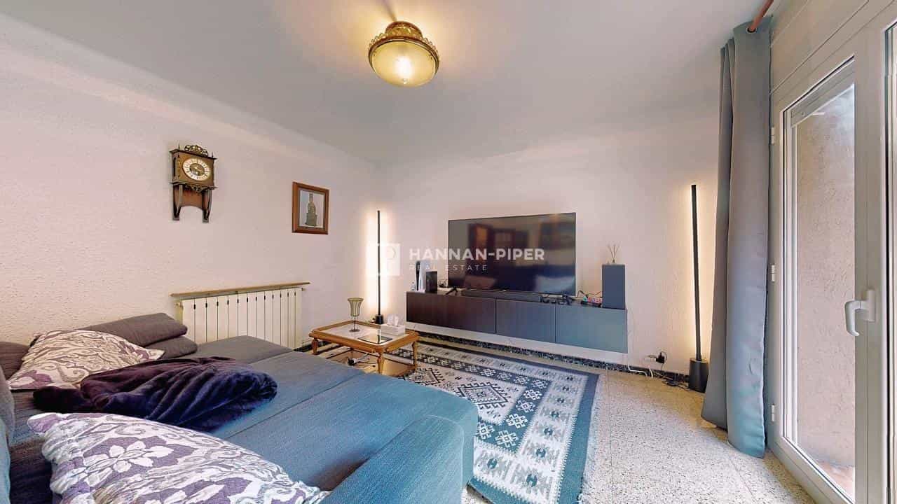 Condominium in Mataro, Catalonië 11706507