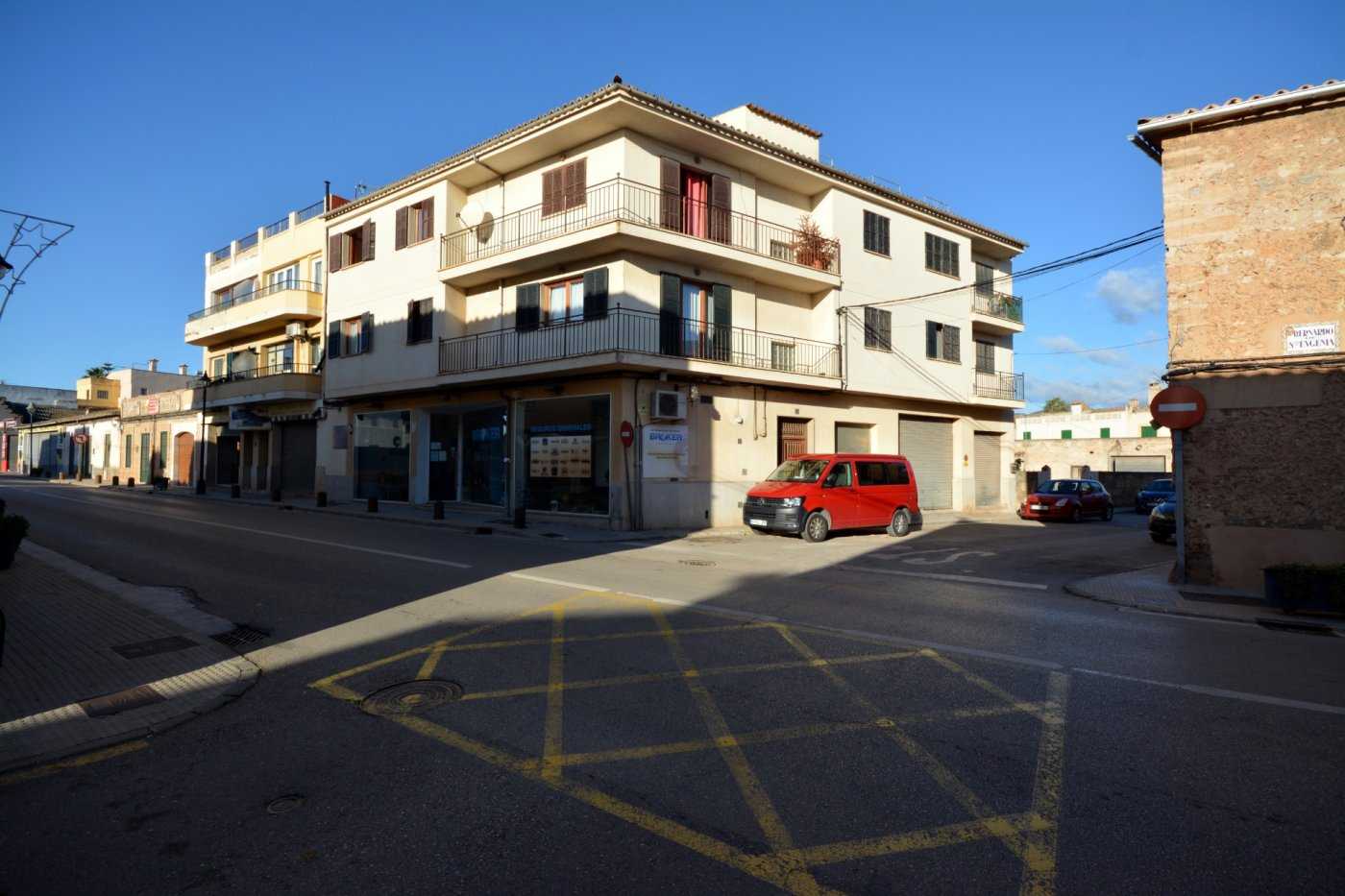 Retail in Santa Maria, Balearic Islands 11707272