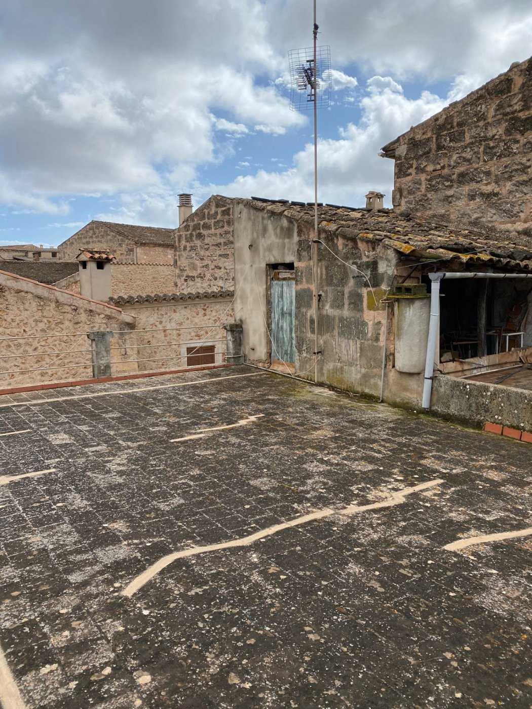 House in La Puebla, Balearic Islands 11707303