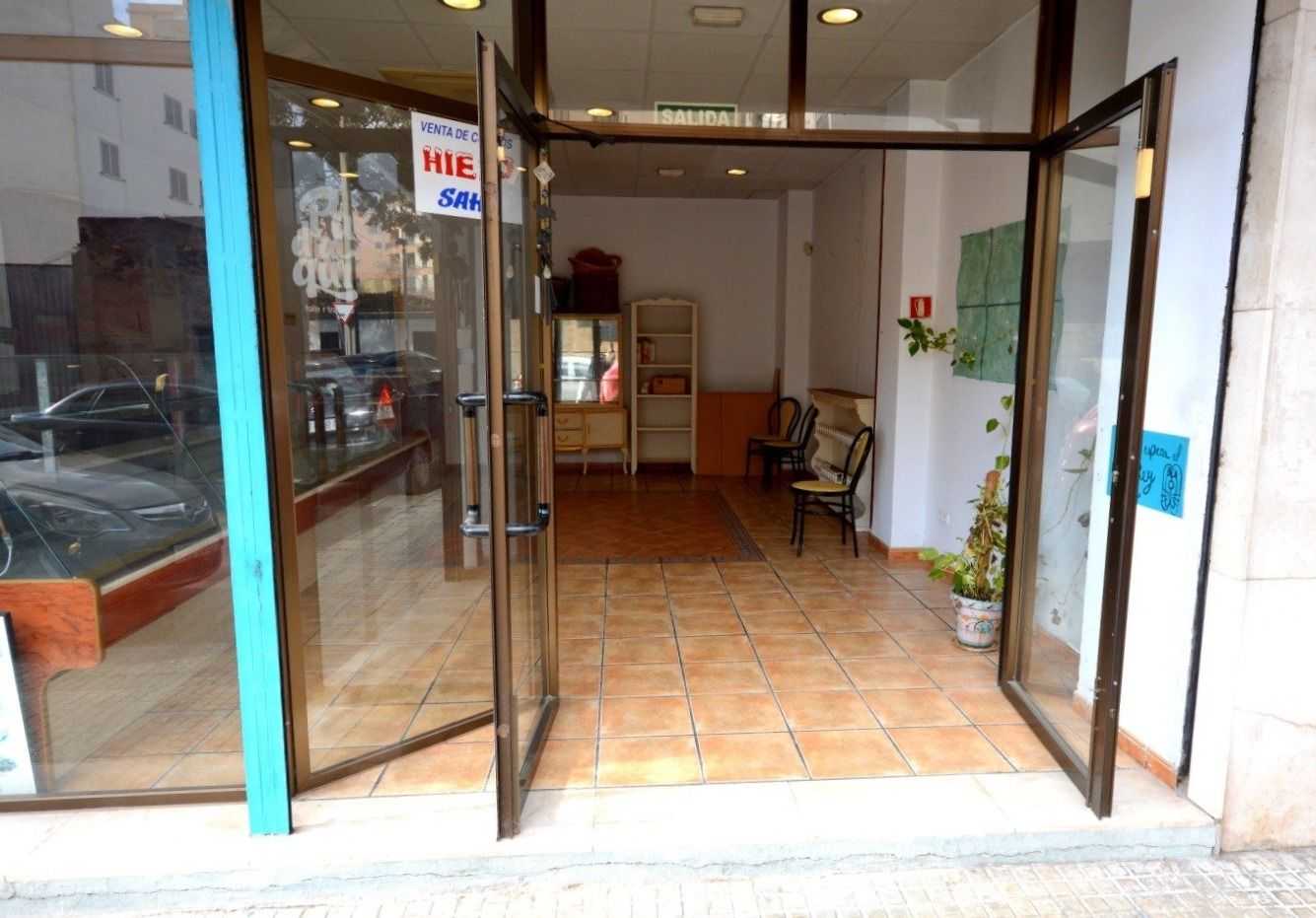 Retail in Palma, Balearic Islands 11707350