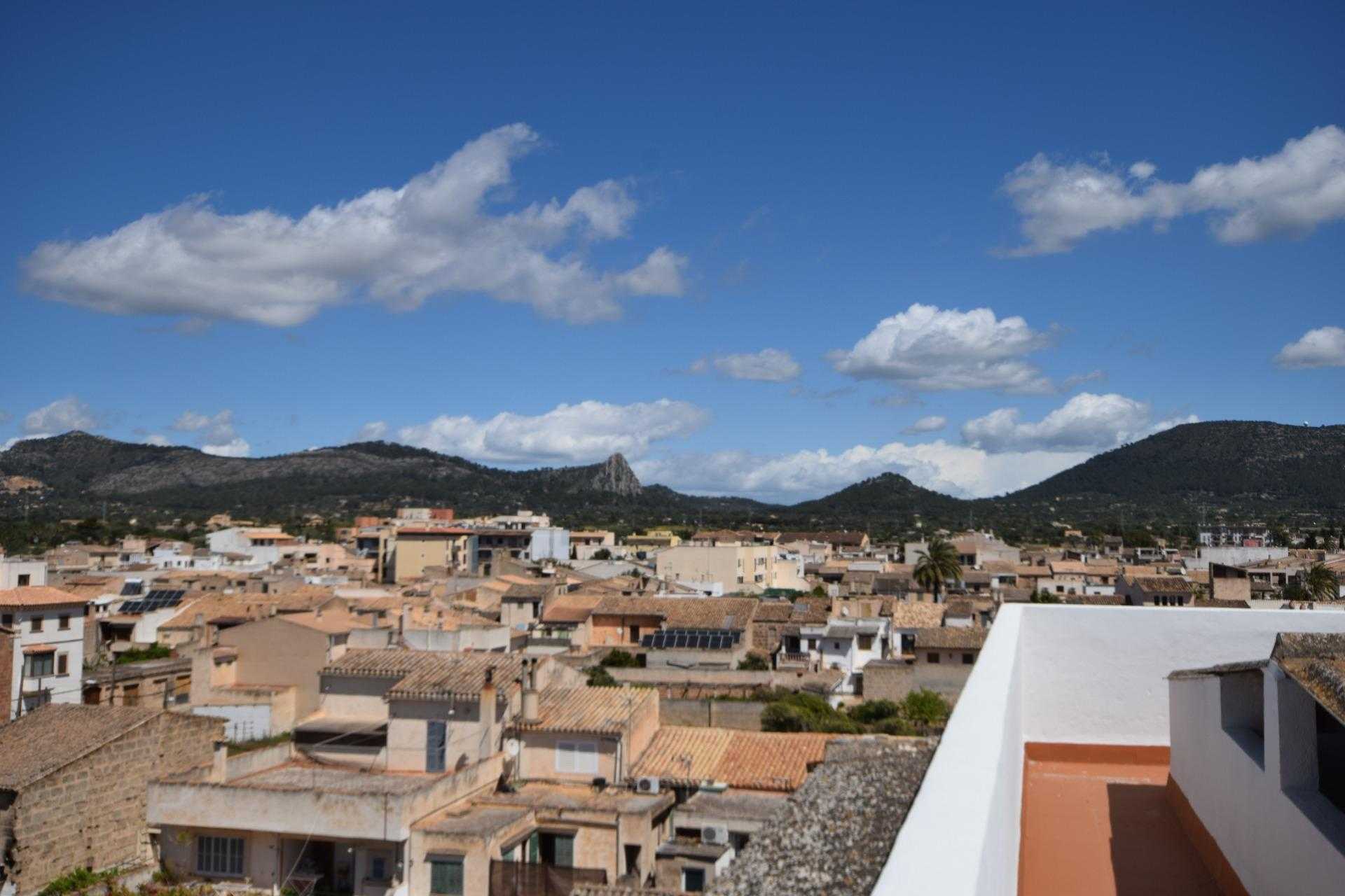 Condominium in Llucmajor, Illes Balears 11707378