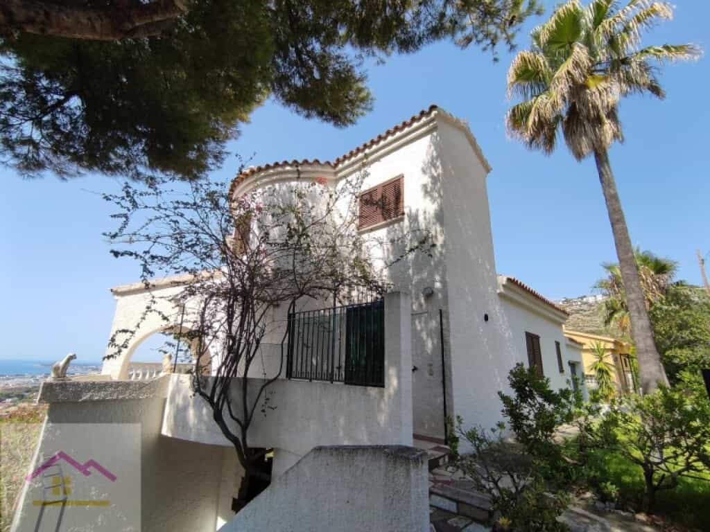 집 에 Alcalà de Xivert, Comunidad Valenciana 11707423
