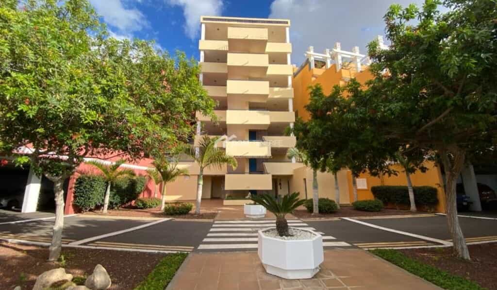 Condominium in Costa Adeje, Canarias 11707452