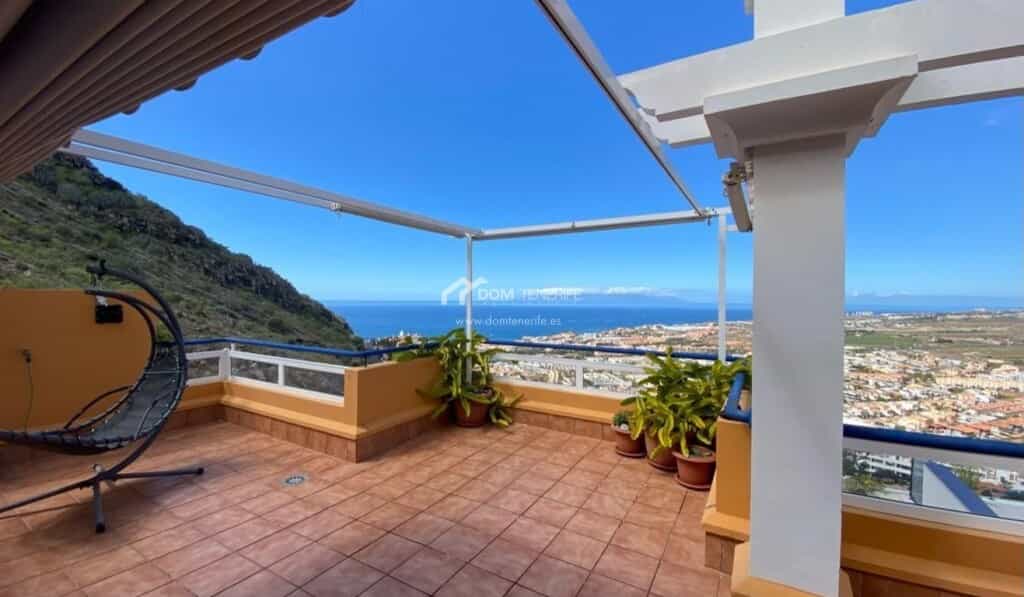 Condominium in Costa Adeje, Canarias 11707452