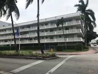 жилой дом в пляж Майами, Флорида 11707493