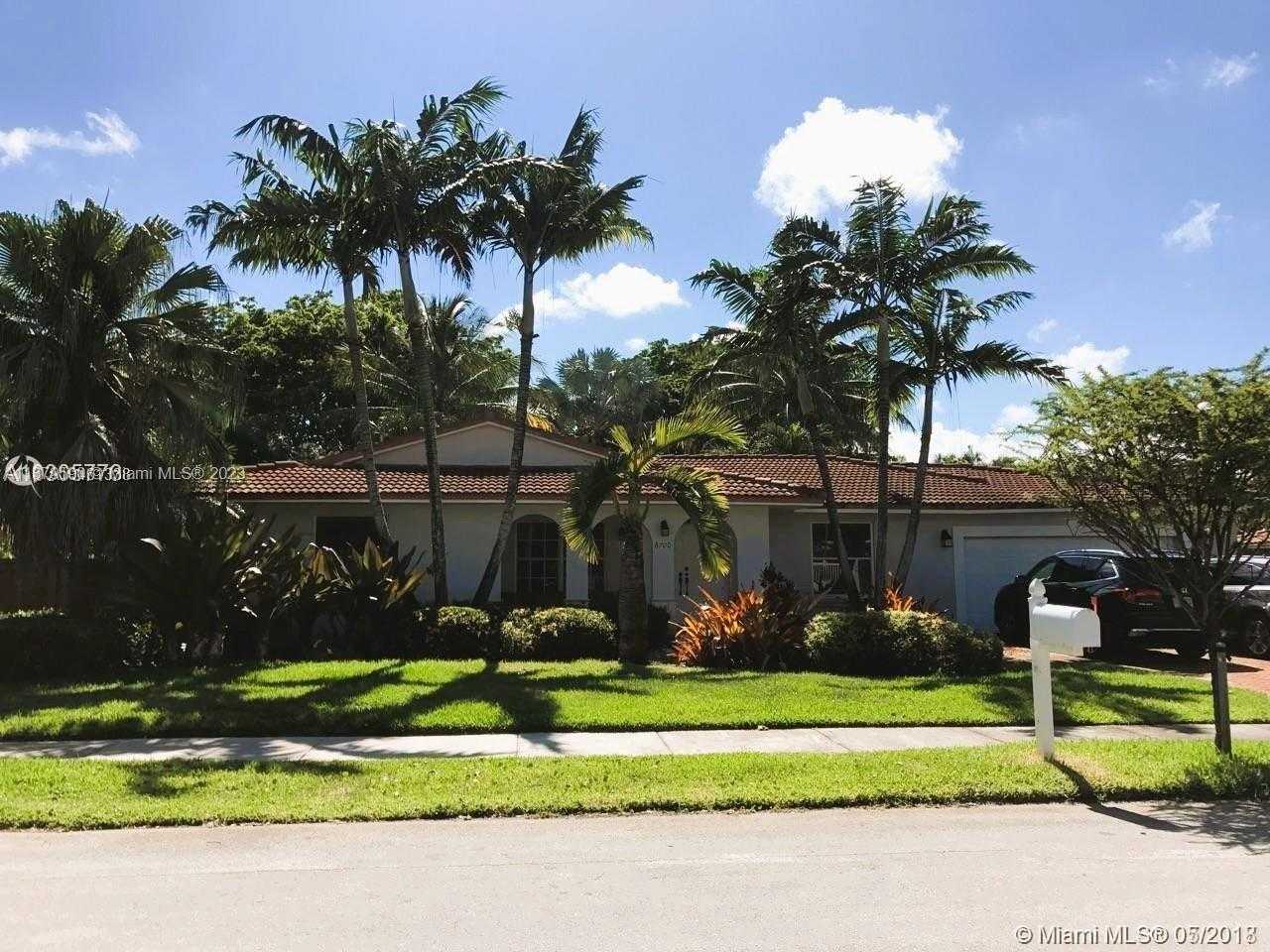 House in South Miami, Florida 11707504