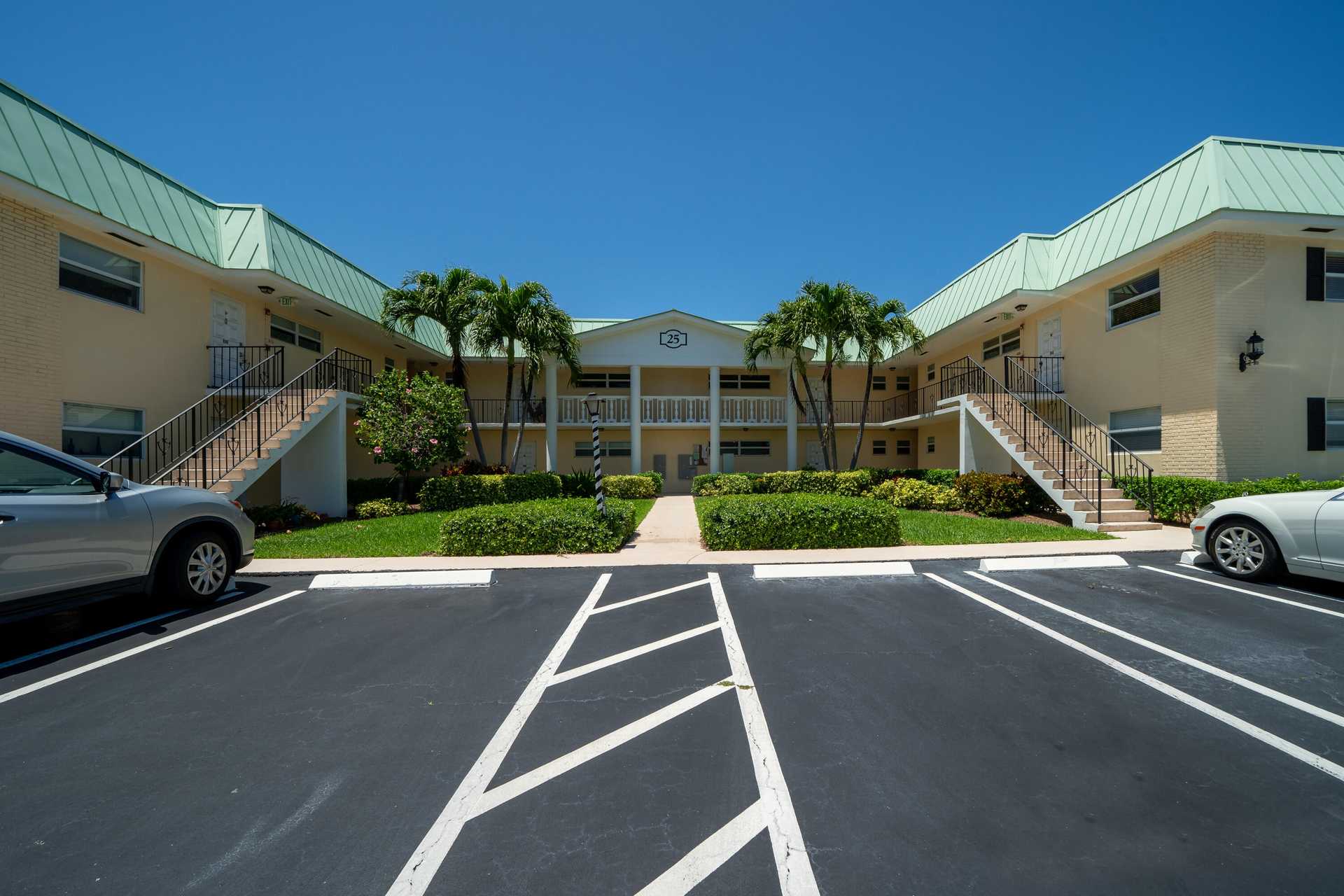 Condominium in Boynton-strand, Florida 11707514