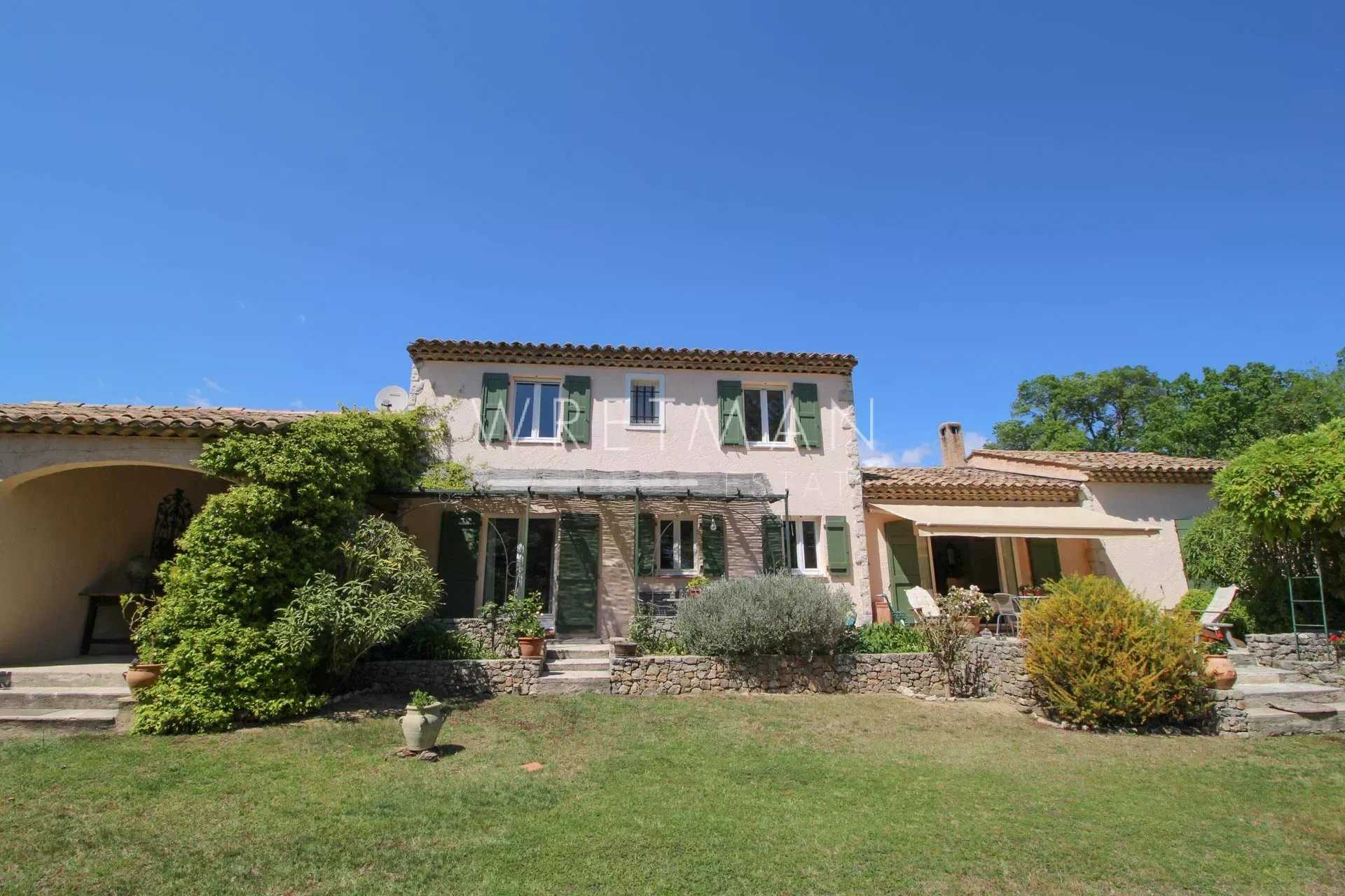 Rumah di Callian, Provence-Alpes-Cote d'Azur 11707518