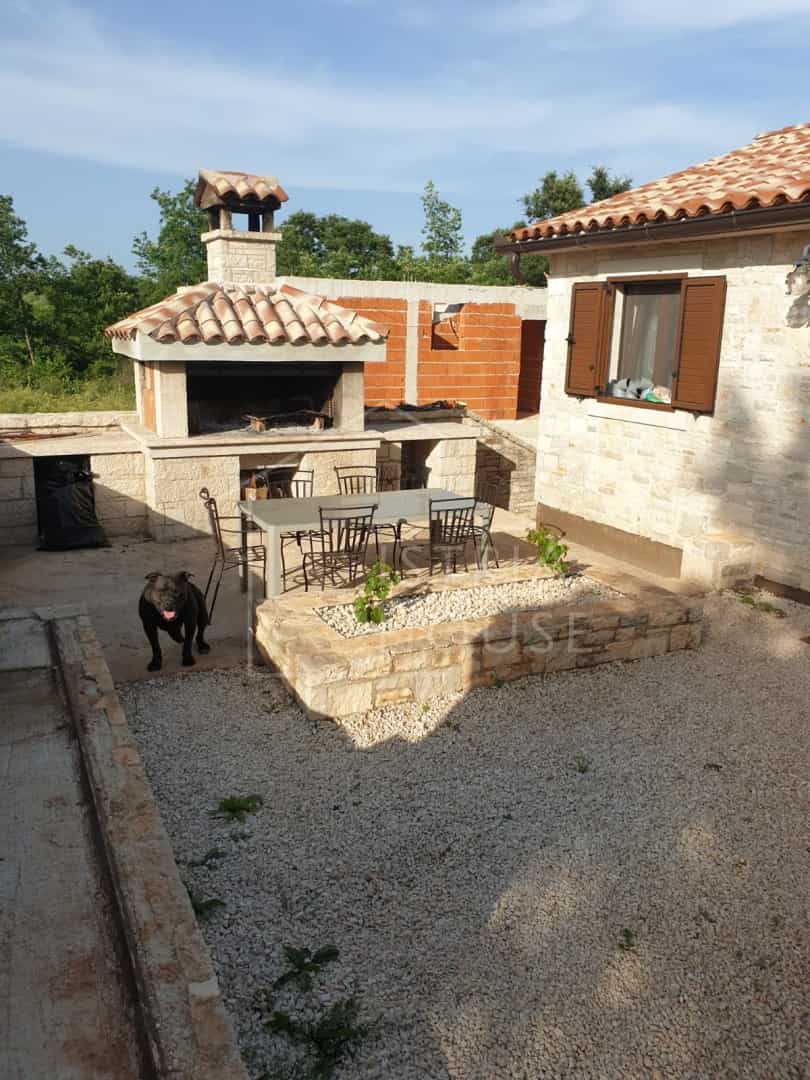 집 에 Barban, Istria County 11708123