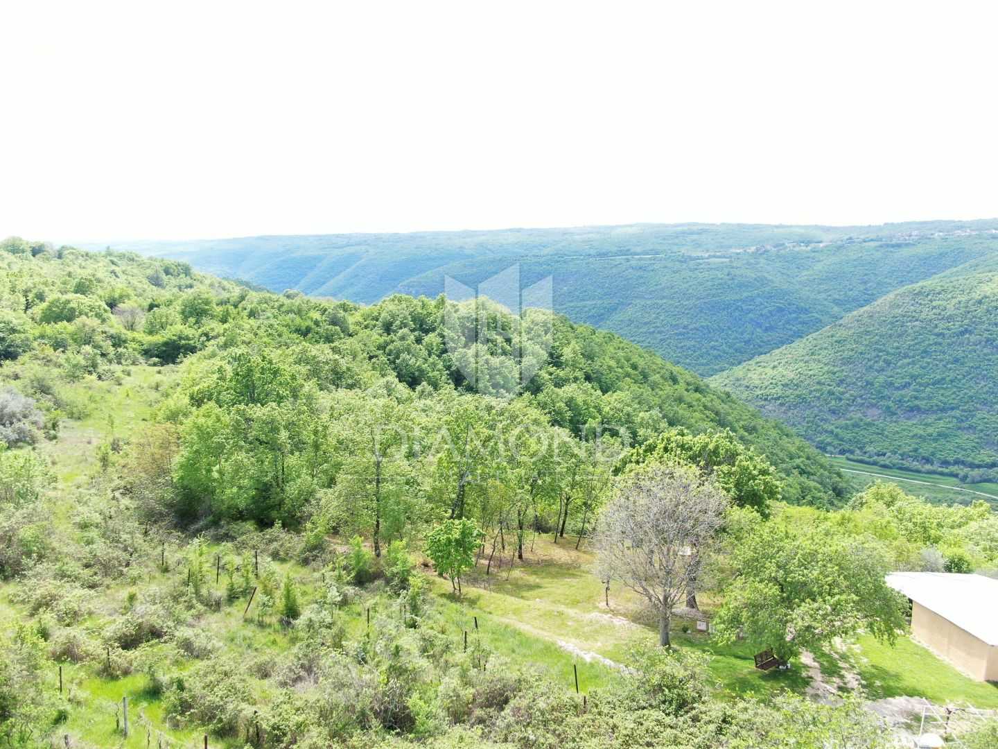 Land i Labin, Istria County 11708337