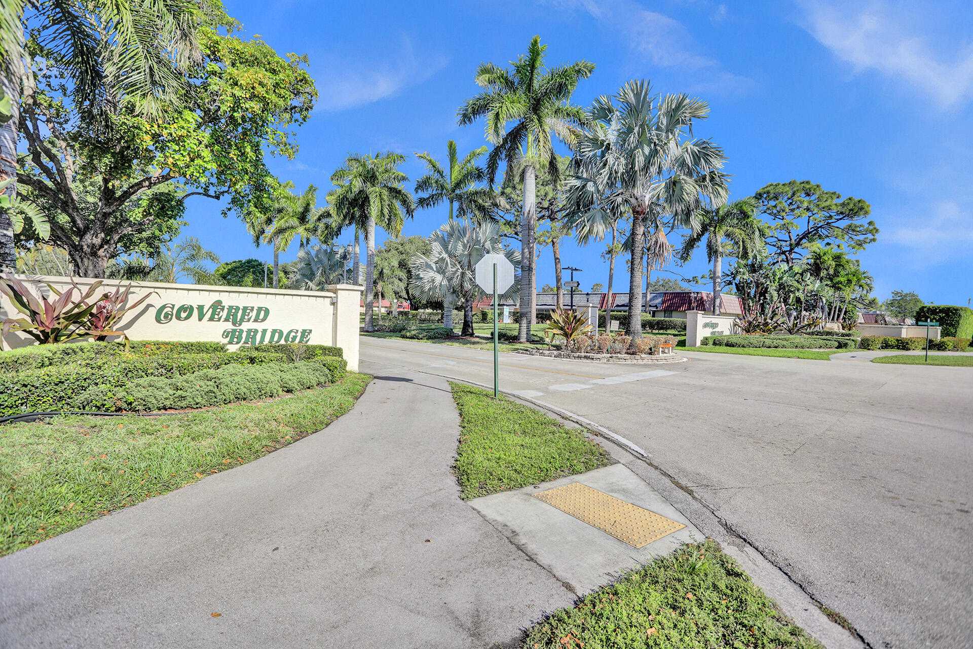 Condominium in Lake Worth, Florida 11708476