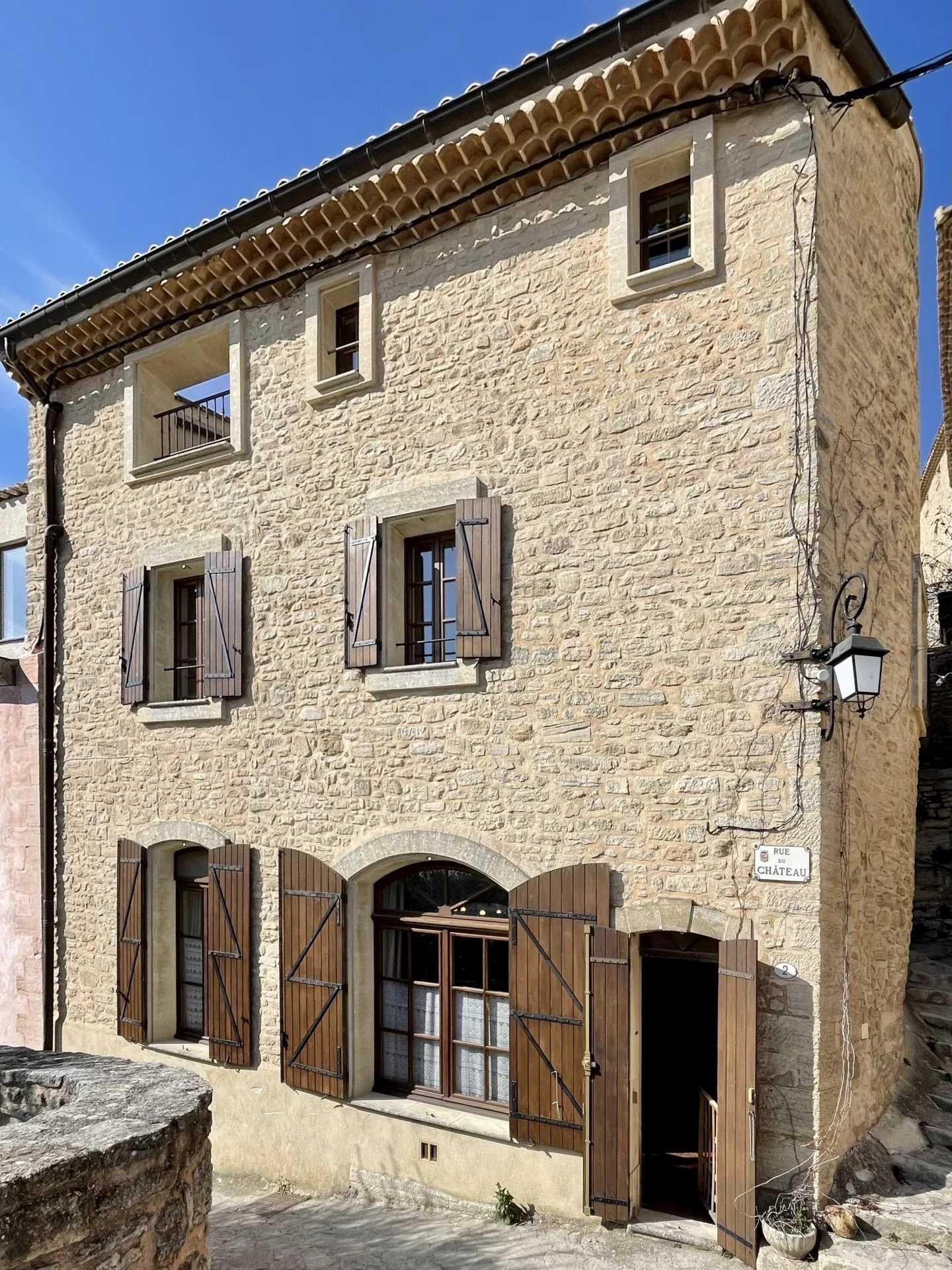 Hus i Crillon-le-Brave, Provence-Alpes-Cote d'Azur 11708525