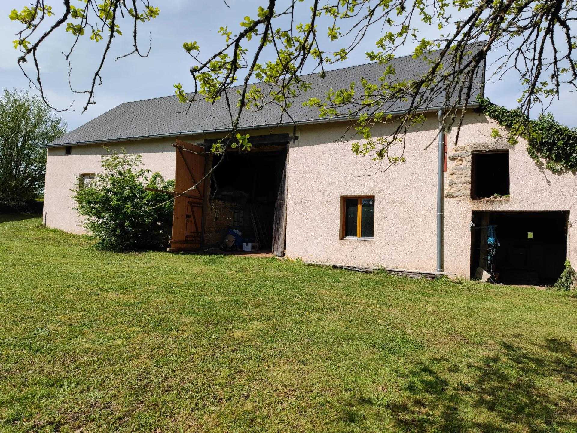 Casa nel Rouy, Bourgogne-Franche-Comte 11708558