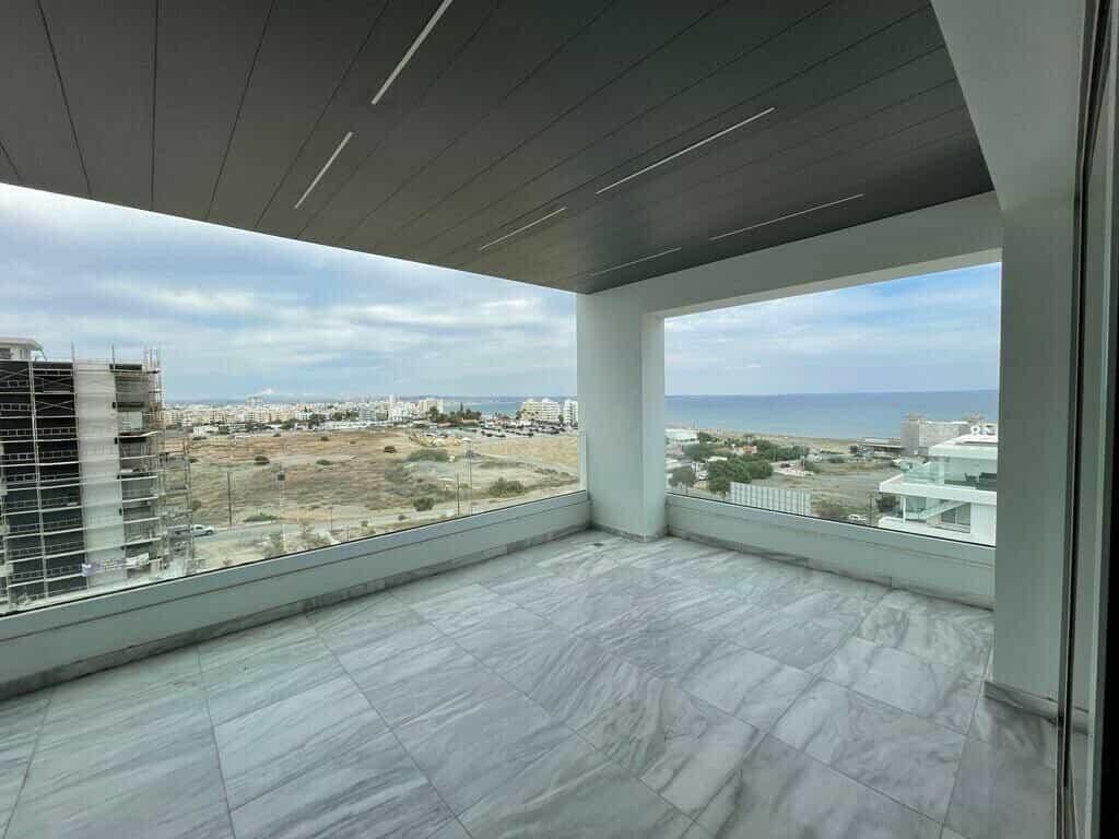 Condominium in , Larnaca 11708647