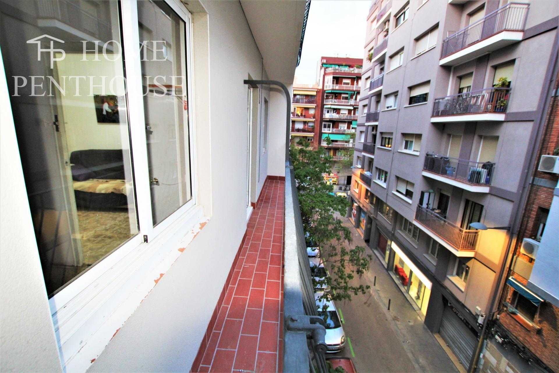 Condominium in El Arrabal, Catalonië 11708650