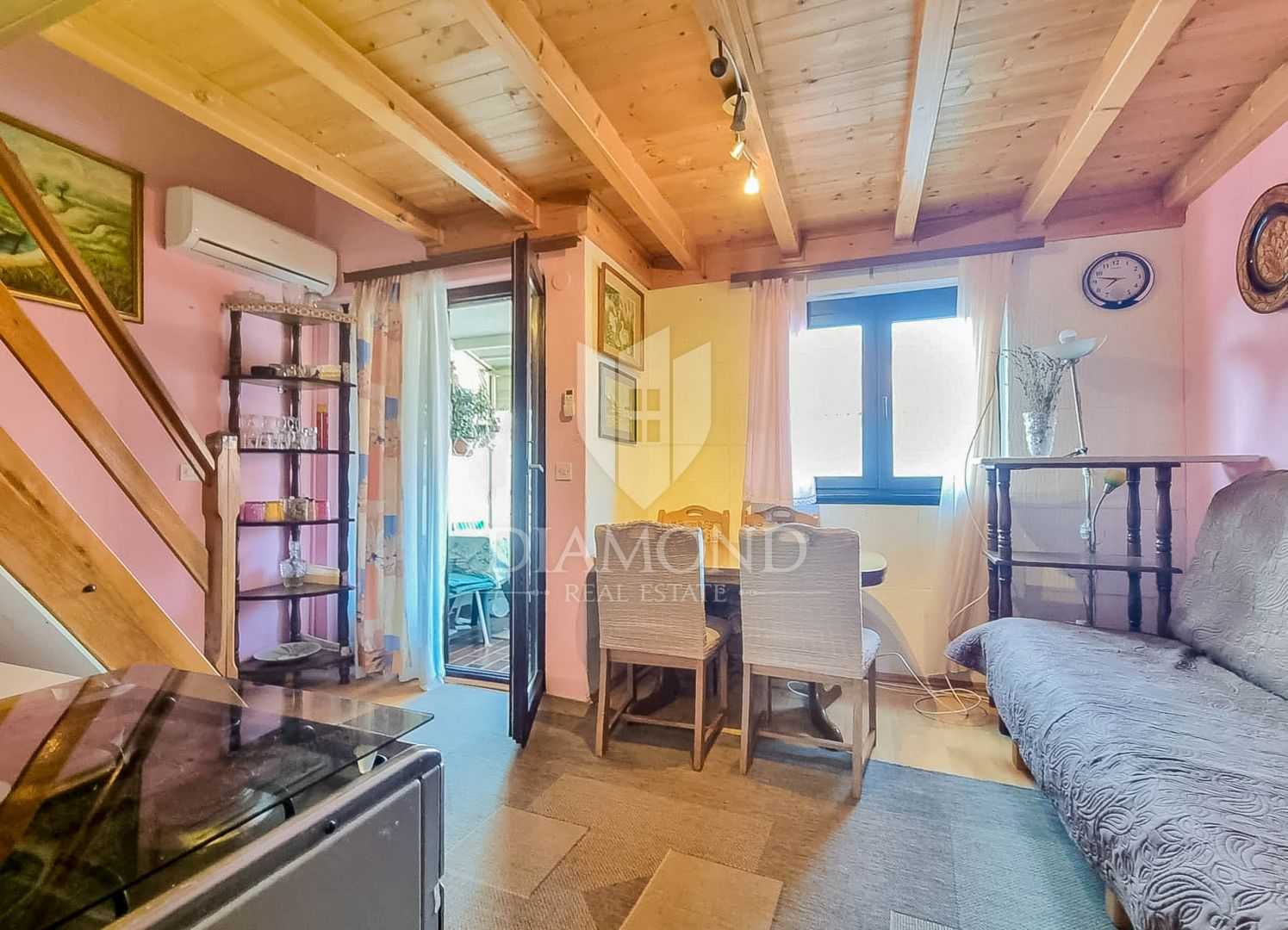Condominium dans Novigrad, Istarska Zupanija 11709770