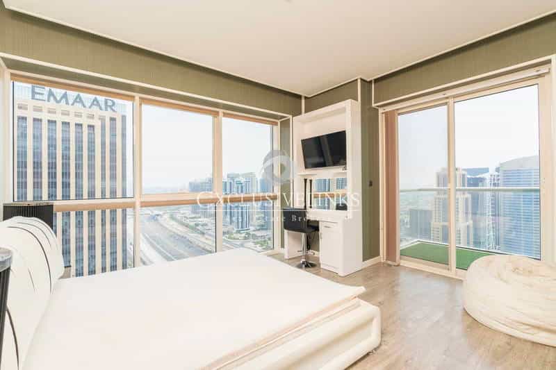 公寓 在 Dubai, Dubai 11711122