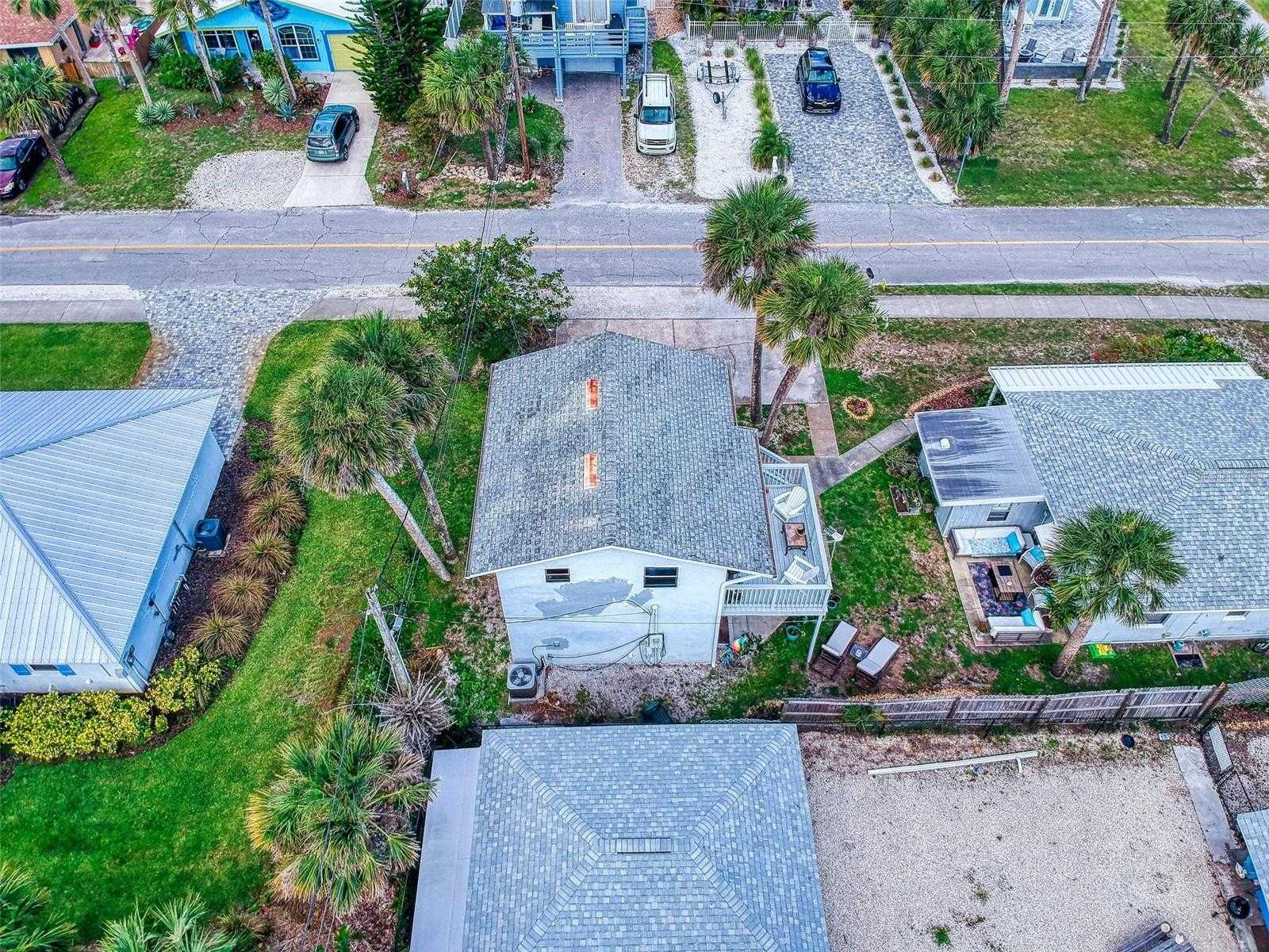Dom w New Smyrna Beach, Florida 11711738