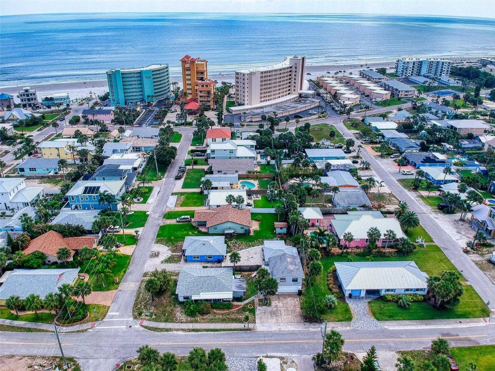 मकान में New Smyrna Beach, Florida 11711738