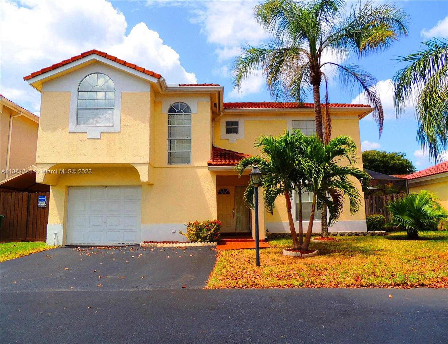House in Doral, Florida 11711751
