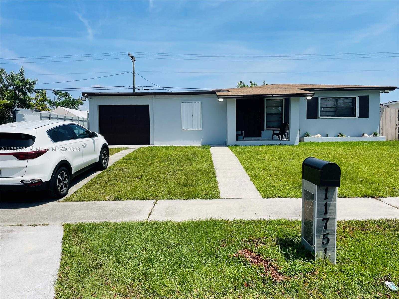 House in South Miami Heights, Florida 11711756
