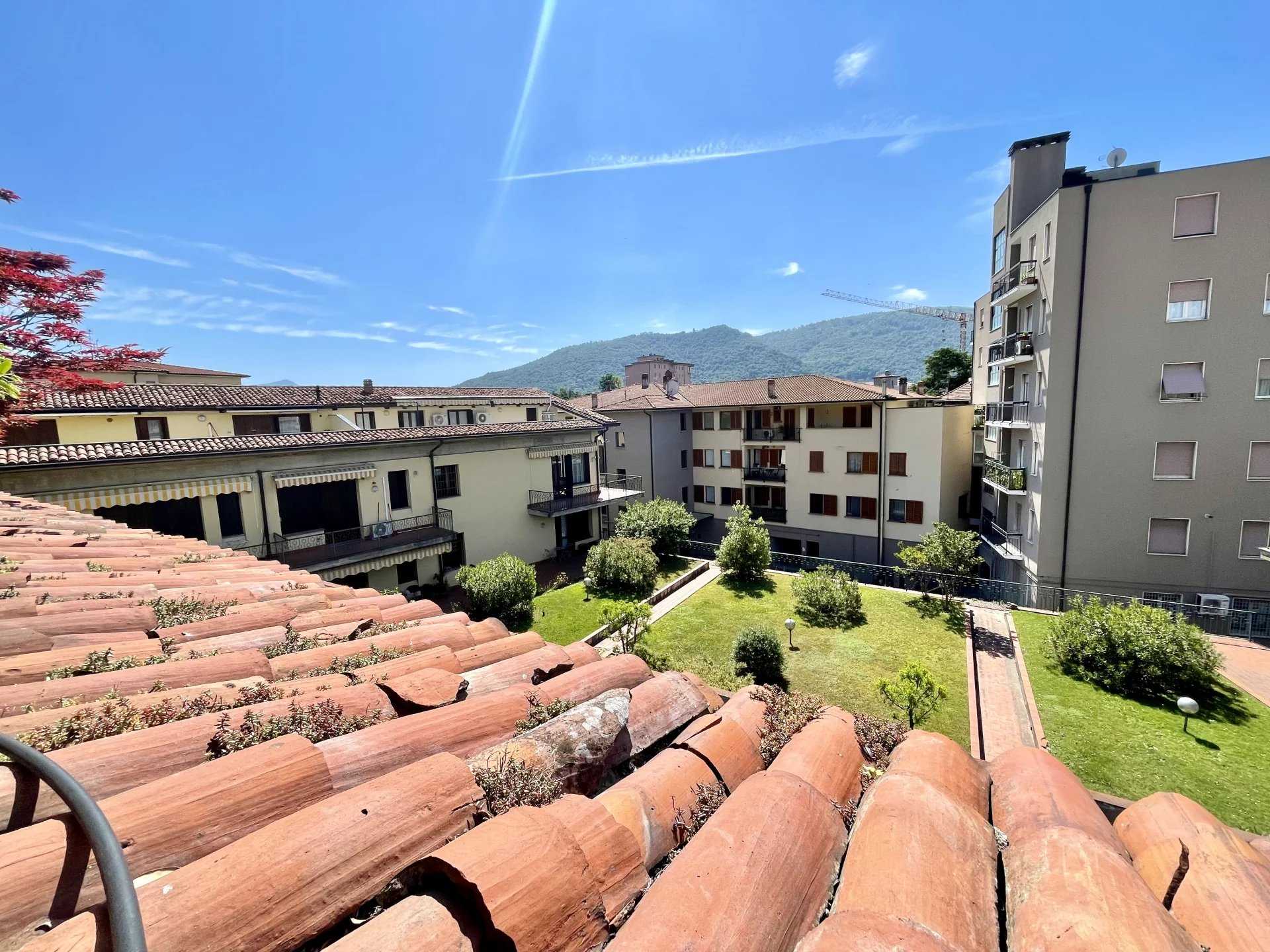 公寓 在 Sarnico, Bergamo 11711777