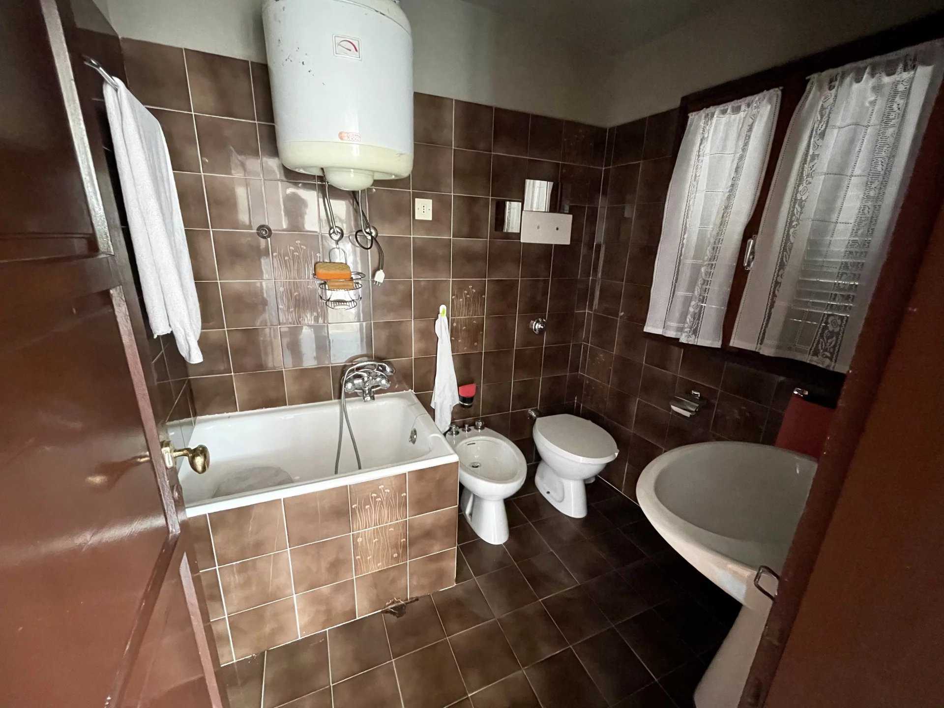 House in Parzanica, Lombardy 11711786