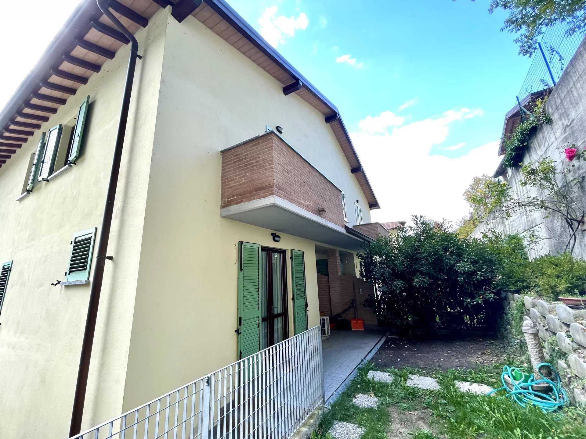 Multiple Houses in Solignano, Parma 11711815