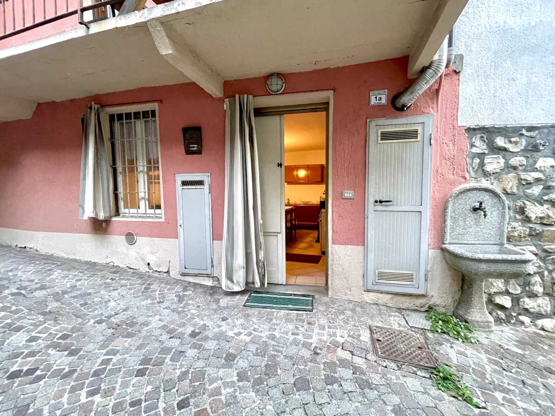 Condominium in Vigolo, Lombardy 11711816