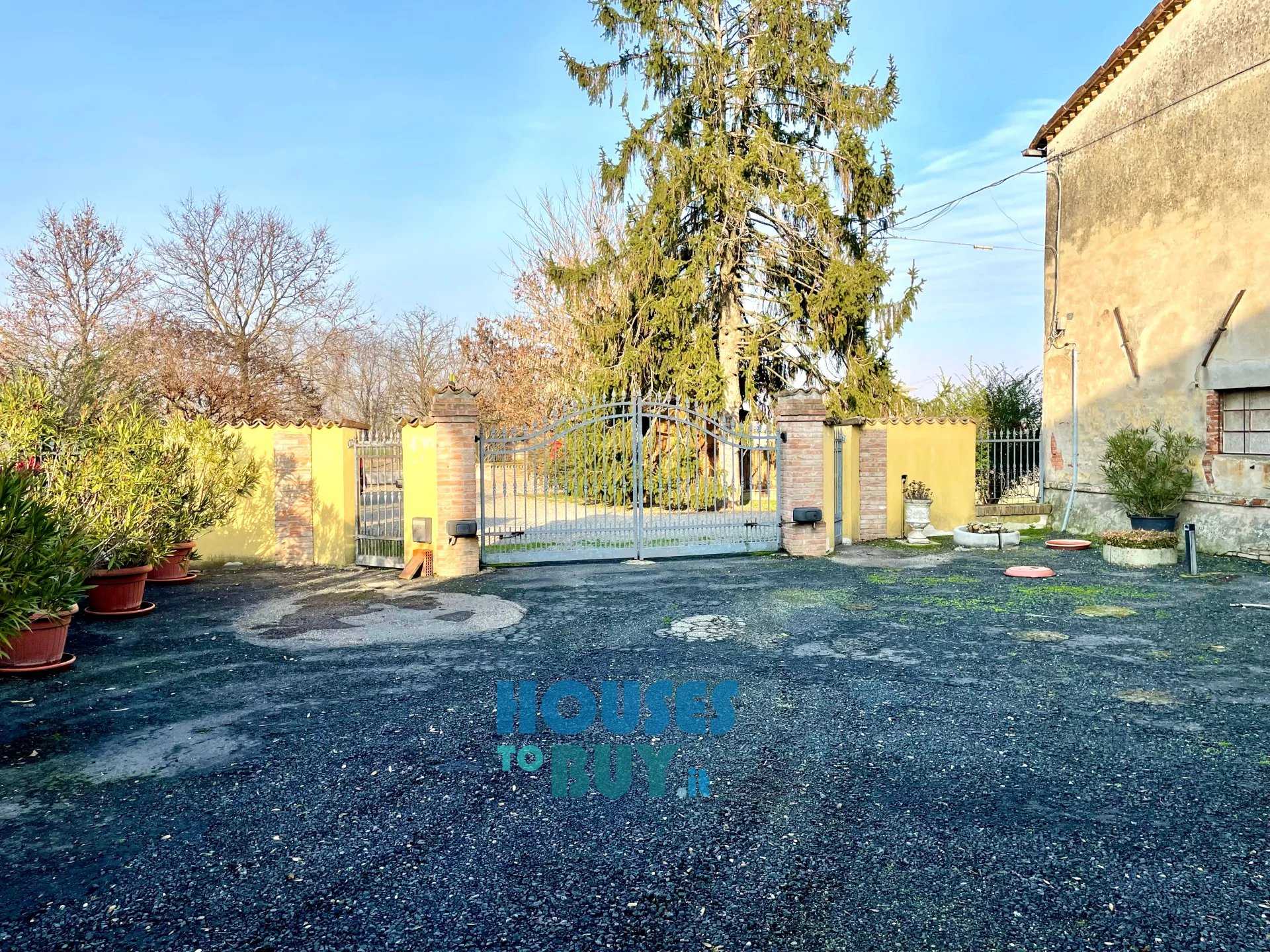 σπίτι σε Fontevivo, Parma 11711828