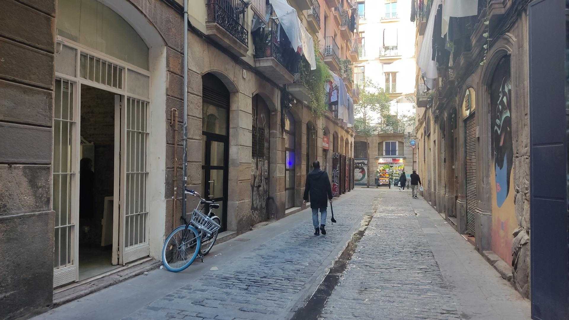 Tanah dalam Barcelona, Catalunya 11712333