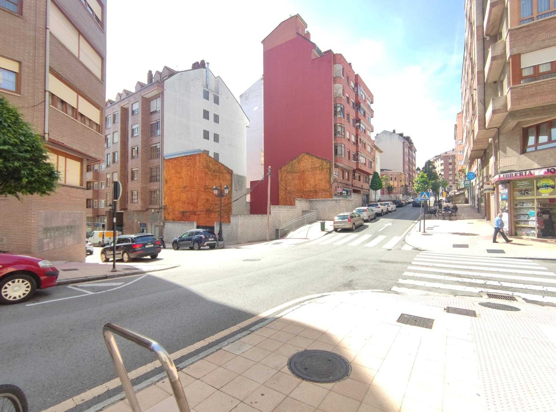 Condominium dans Oviedo, Principado de Asturias 11712336
