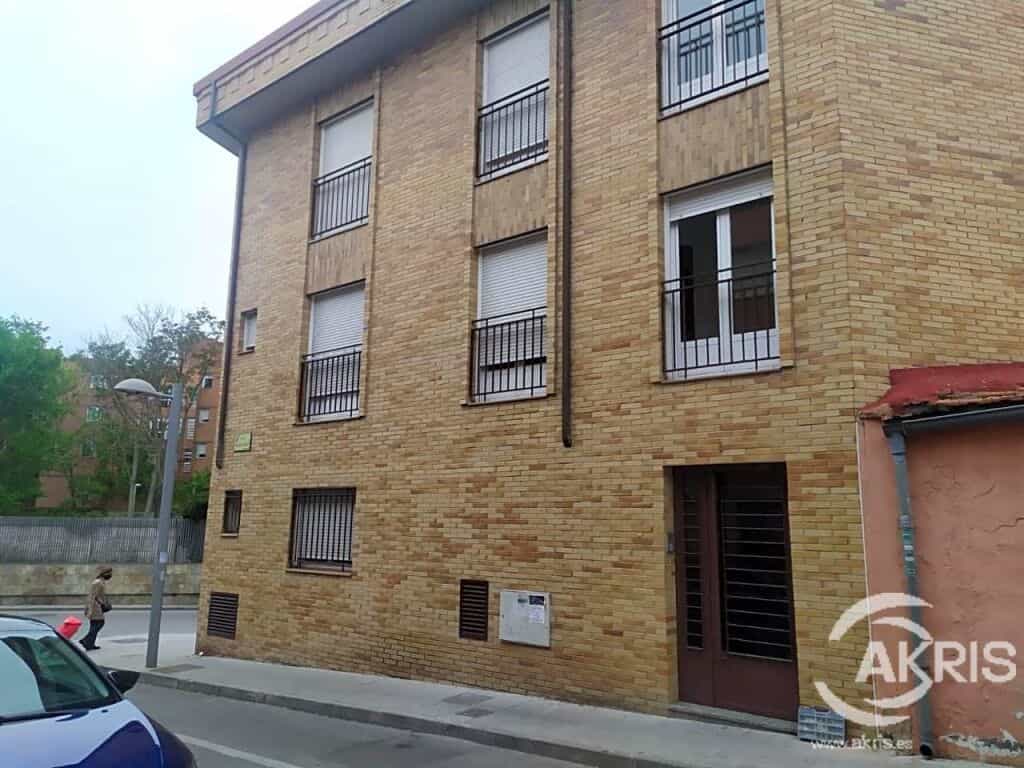 Condominium in Pinto, Madrid 11713001