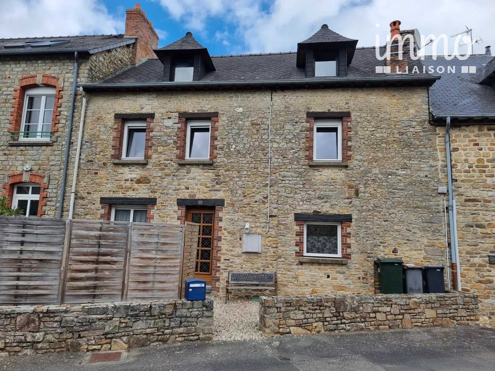 Asuinrakennus sisään Bain-de-Bretagne, Ille-et-Vilaine 11713231