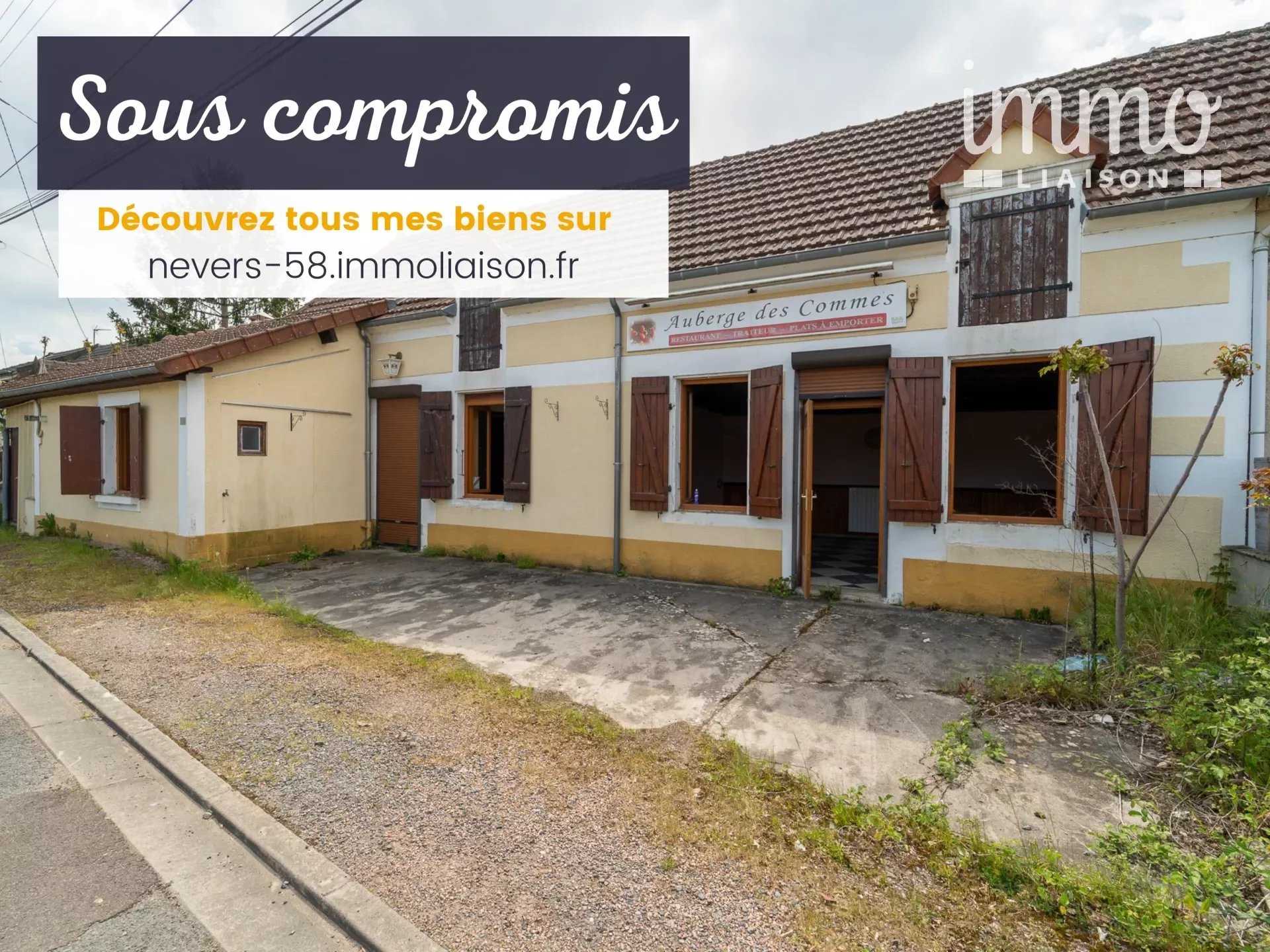 Molteplici case nel Imphy, Borgogna-Franca Contea 11713234