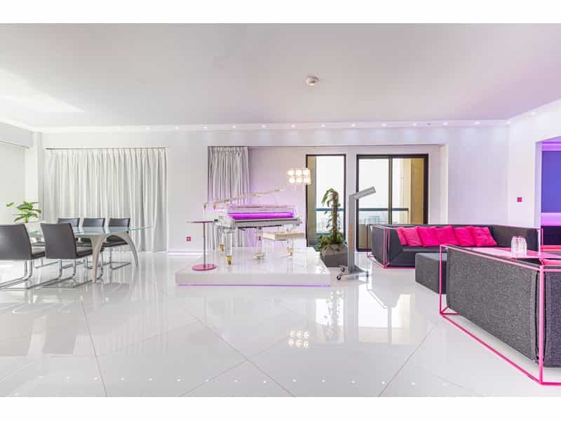 Condominium in Dubai, Dubai 11713408
