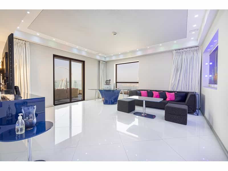 公寓 在 Dubai, Dubai 11713408