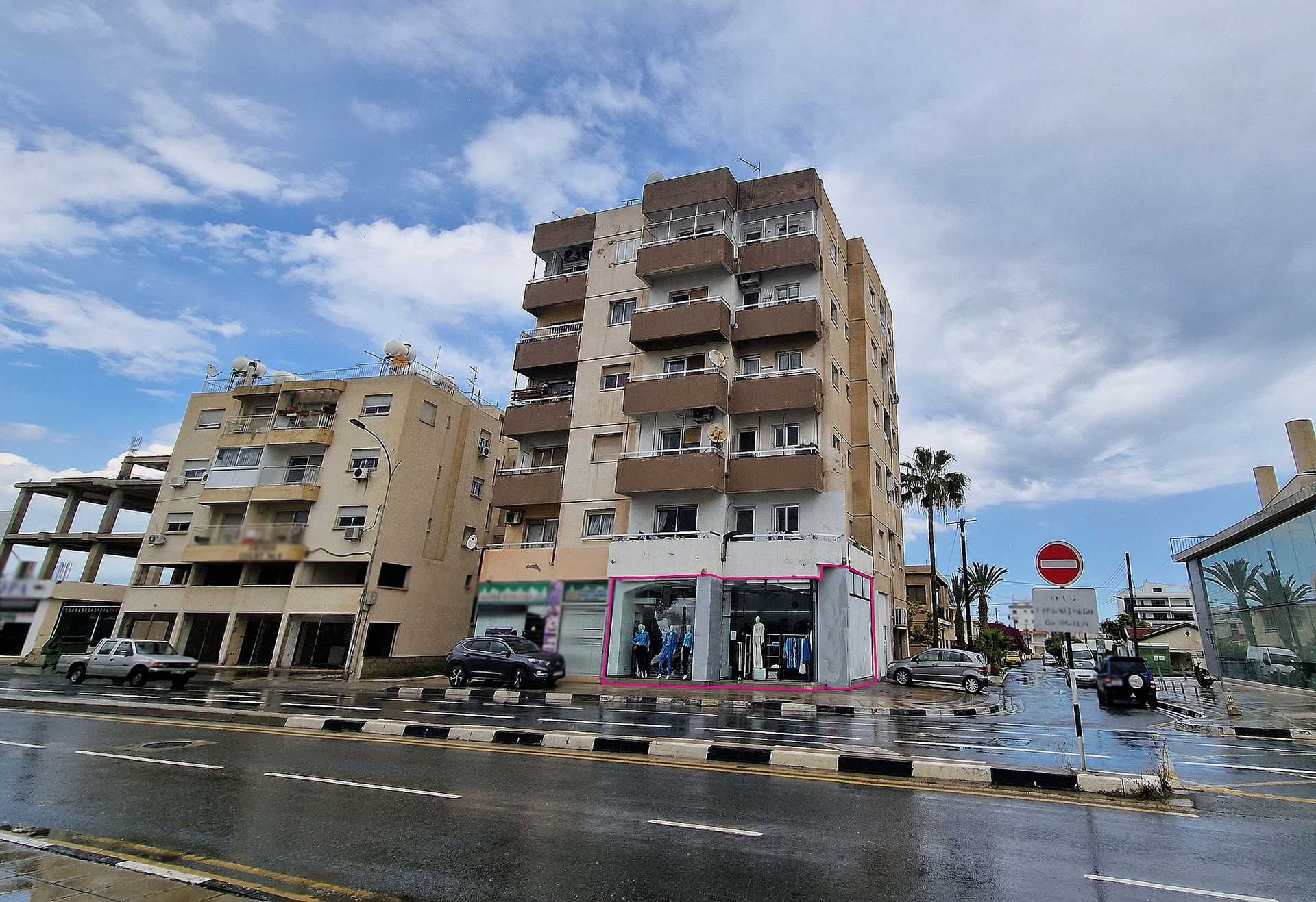 Einzelhandel im Larnaka, Larnaka 11714152